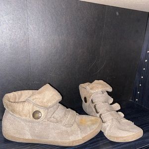 Blowfish Shoes - ❤️ BUNDLE 3 for $20 ❤️ Blowfish Velcro sneakers Blowfish Shoes - ❤️ BUNDLE 3 for $20 ❤️ Blowfish Velcro sneakers